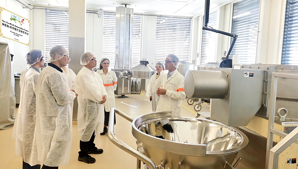 1698290078921024957.jpg 341-2-1.jpg