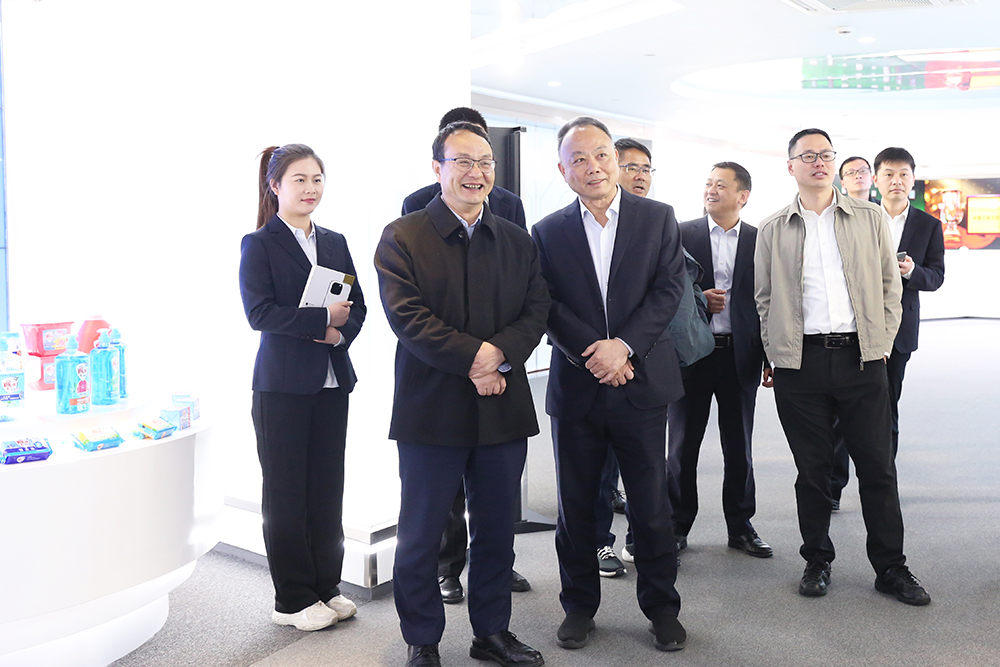 1710899078134043770.jpg 经信厅长来访.jpg