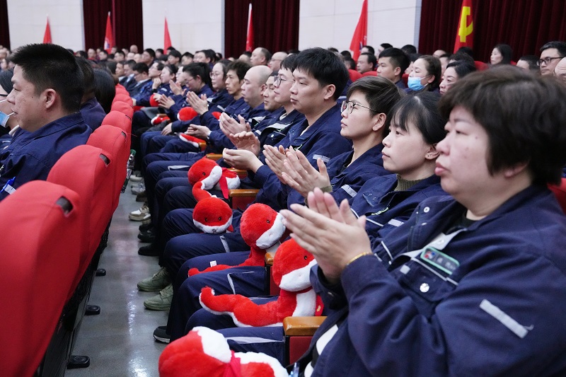 鼓掌1 - 副本.jpg