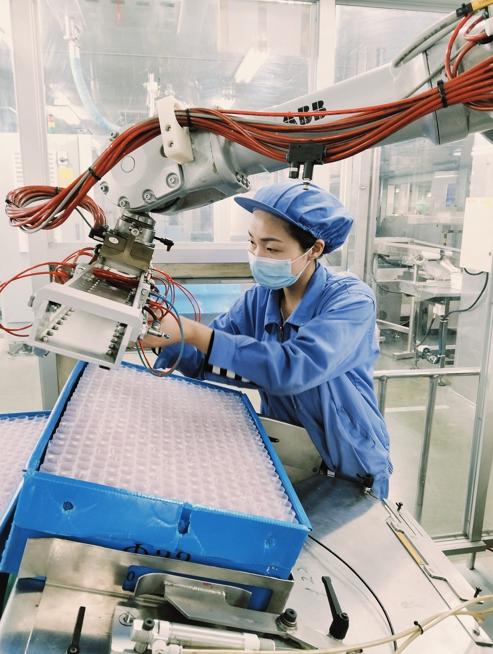 1742436069086000867.jpg 10牙膏朱雪丽.jpg