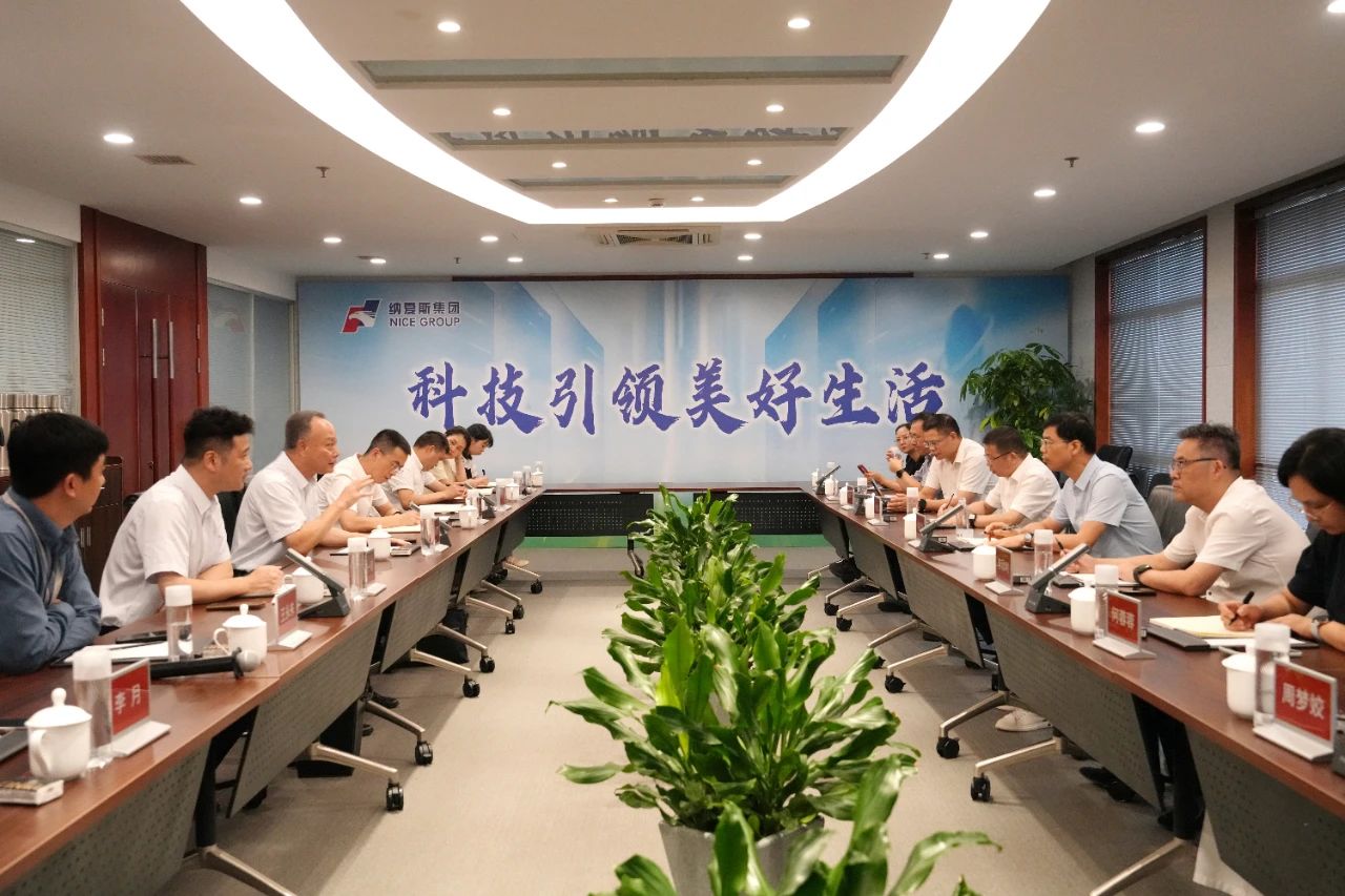 1758697851194082737.jpg 8a2e5c7edf3293e563d52d6e0393c722.jpg